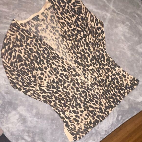 Halogen Leopard Print Open Sweater w/ Ribbed Cuffs - Picture 4 of 9